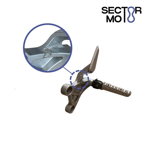 [RECH0000035] Soporte y estribera piloto izquierda