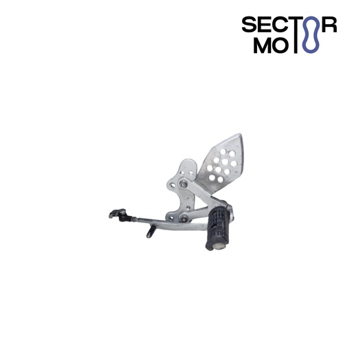 [RECH0000135] Soporte y estribera piloto izquierda